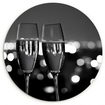 Runde Bilder - Seifenblasen - Prost - Champagnergläser - Lichter der Stadt
