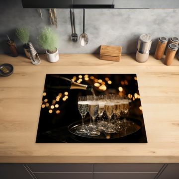 Herdabdeckplatte - Lichter - Champagner - Tablett - Gläser