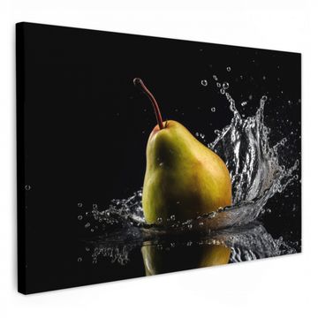 Leinwandbilder - Birne - Obst - Wasser - Schwarz