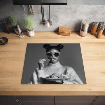 Herdabdeckplatte - Frau - Nudeln - Sonnenbrille