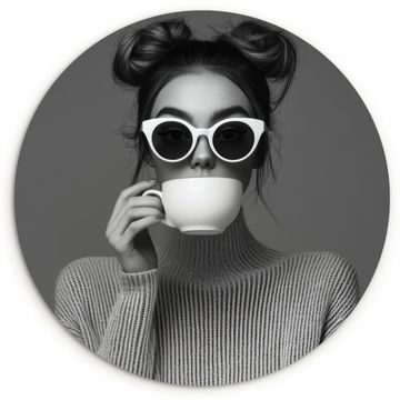 Runde Bilder - Frau - Kaffee - Schwarz - Weiß