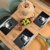 Langharige kat - Zonnebril - Spaghetti - Humor - Zwart - wit Placemat vinyl groot -zzsfeer5_Kitchenyeah-website