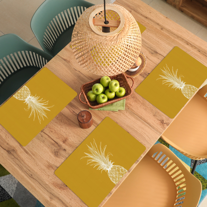 Lijnillustratie - Ananas - Bladkroon - Okergeel Placemat vinyl groot -zzsfeer5_Kitchenyeah-website