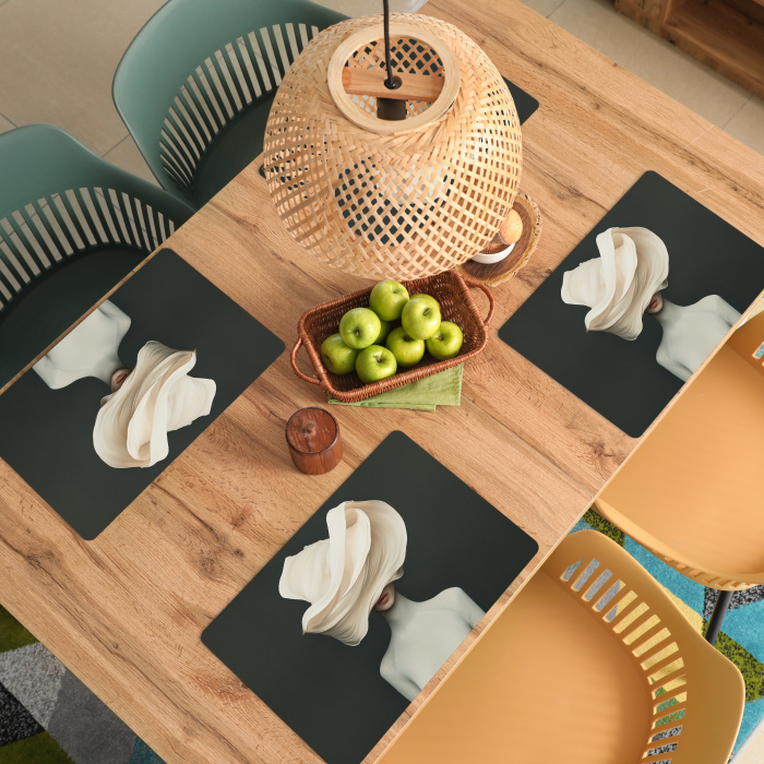 Vrouw - Beige - hoed Placemat vinyl groot -zzsfeer5_Kitchenyeah-website