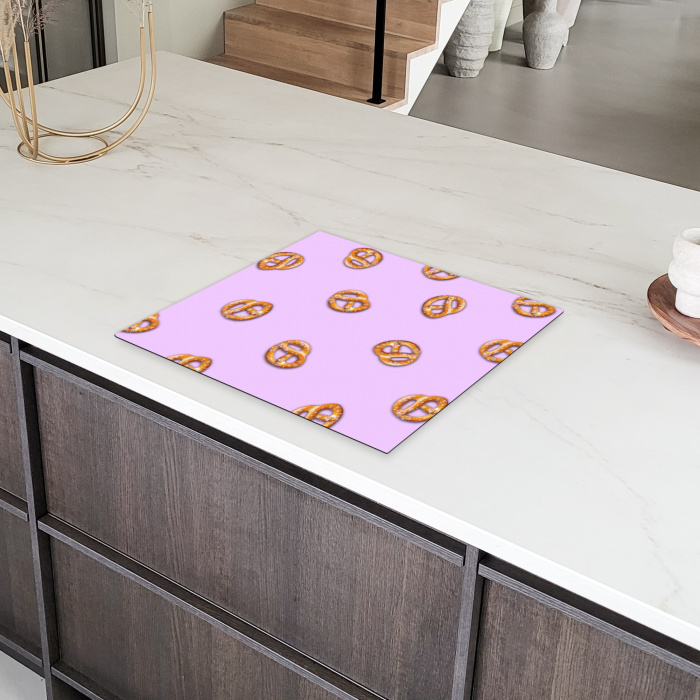 Pretzels - Eten - Paars Inductie beschermer vinyl 3mm middel -sfeer8