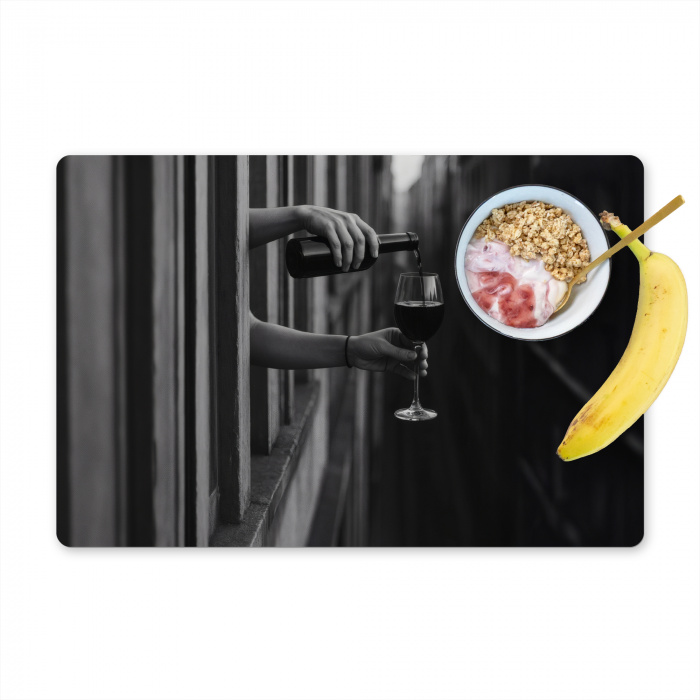 Wijnfles - Glas - Handen - Raam Placemat vinyl groot -zzzproduct_Kitchenyeah-website