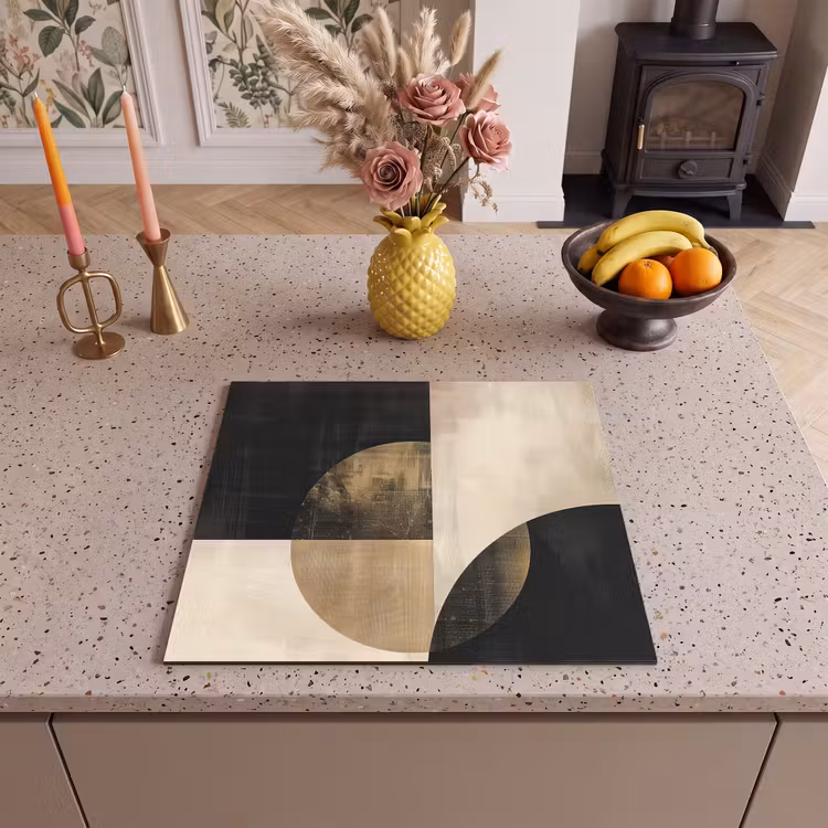 Herdabdeckplatte - Geometrische Balance in Schwarz und Gold — 3