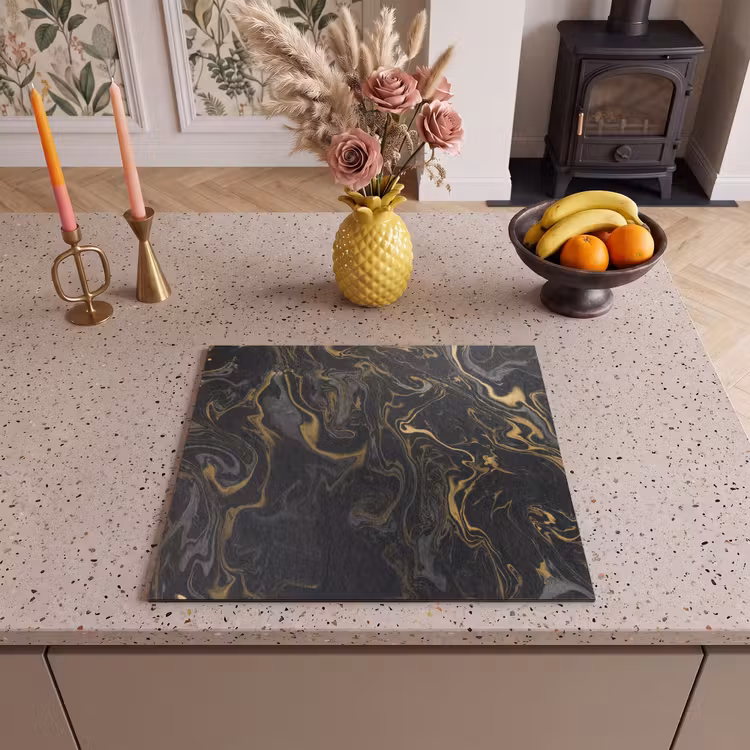 Herdabdeckplatte - Goldene Flüsse in schwarzem Marmor — 3