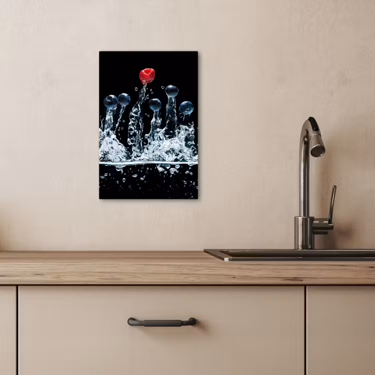 Leinwandbilder - Beeren-Splash-Symphonie — 2