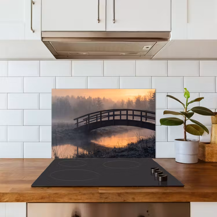 Spritzschutz Küche - Brücke - Nebel - Bäume - Wasser — 3