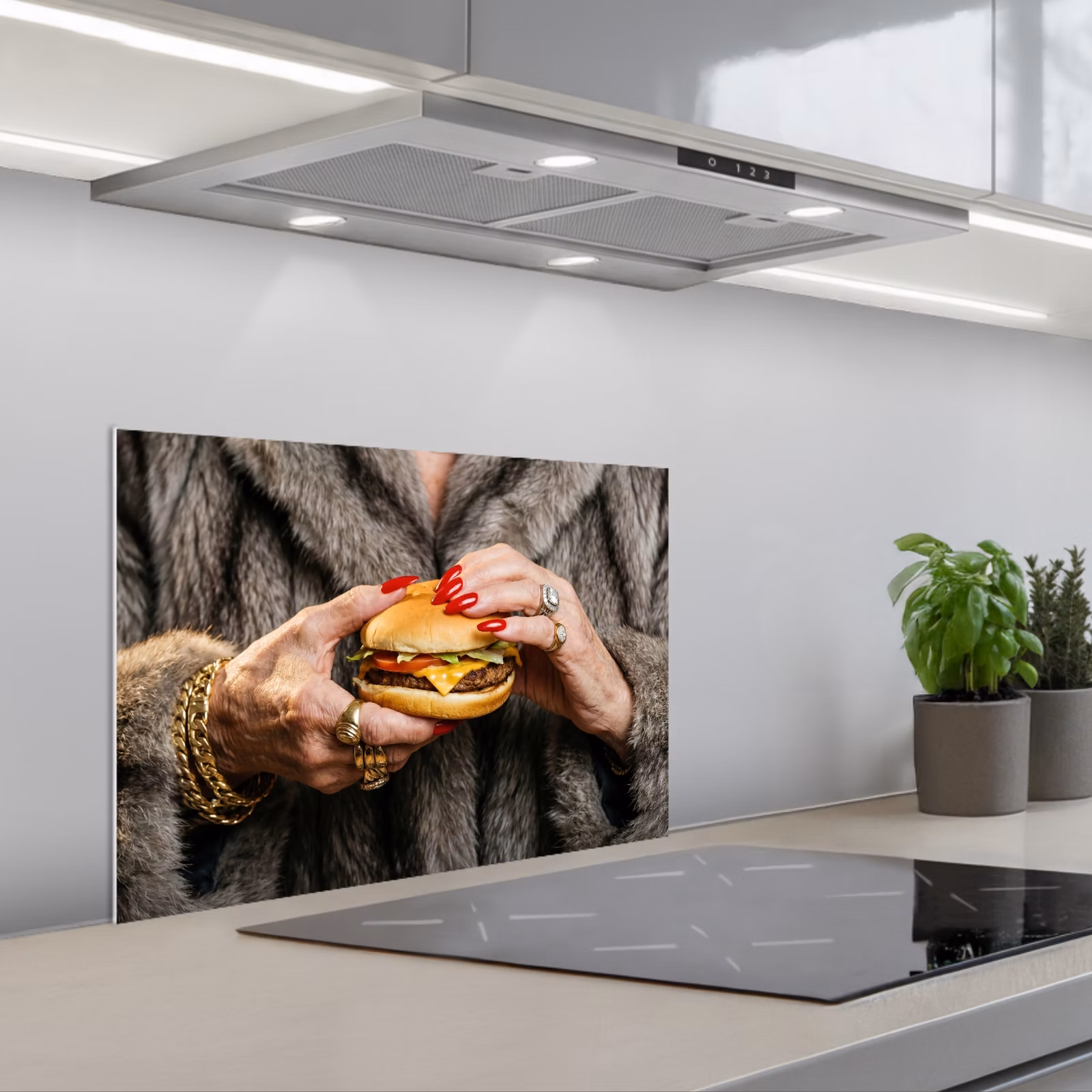 Spritzschutz Küche - Frau - Hamburger - Pelzmantel — 1