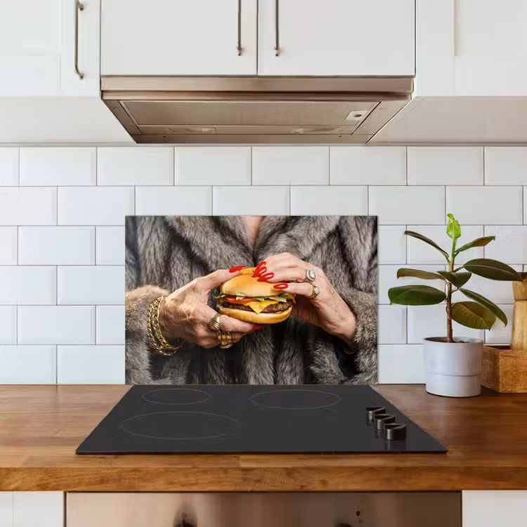 Spritzschutz Küche - Frau - Hamburger - Pelzmantel — 3