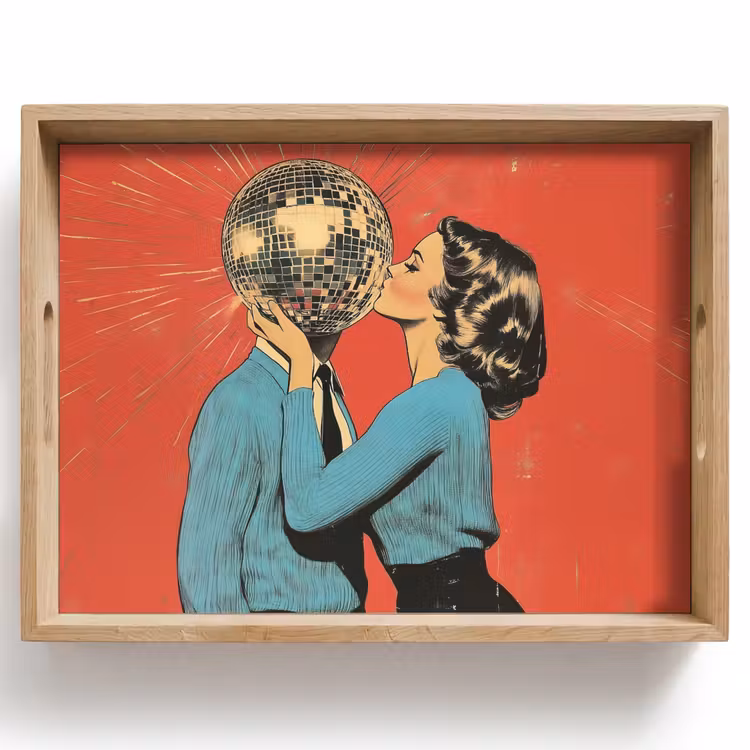 Tablett - Frau - Retro - Discokugel - Kuss — 1
