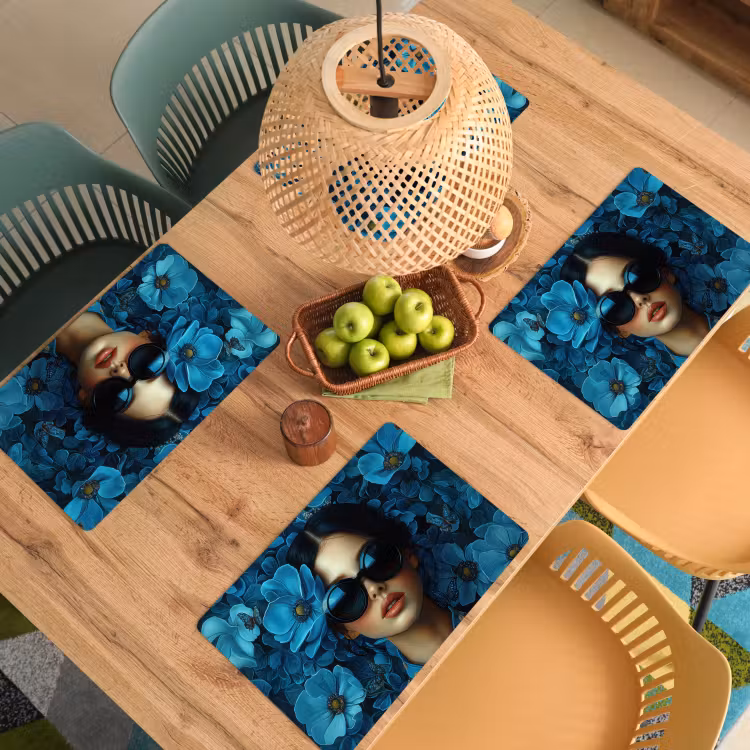 Tischset - Frau - Blumen - Blau - Ästhetik - Luxus — 3