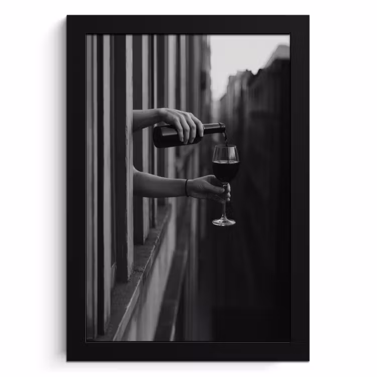 Bilder mit Rahmen - Weinflasche - Glas - Hände - Fenster — 1