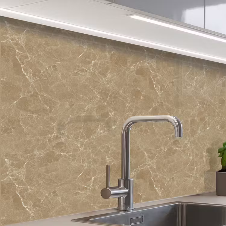 Küchenrückwand - Beige - Marmor - Weiße Adern — 1