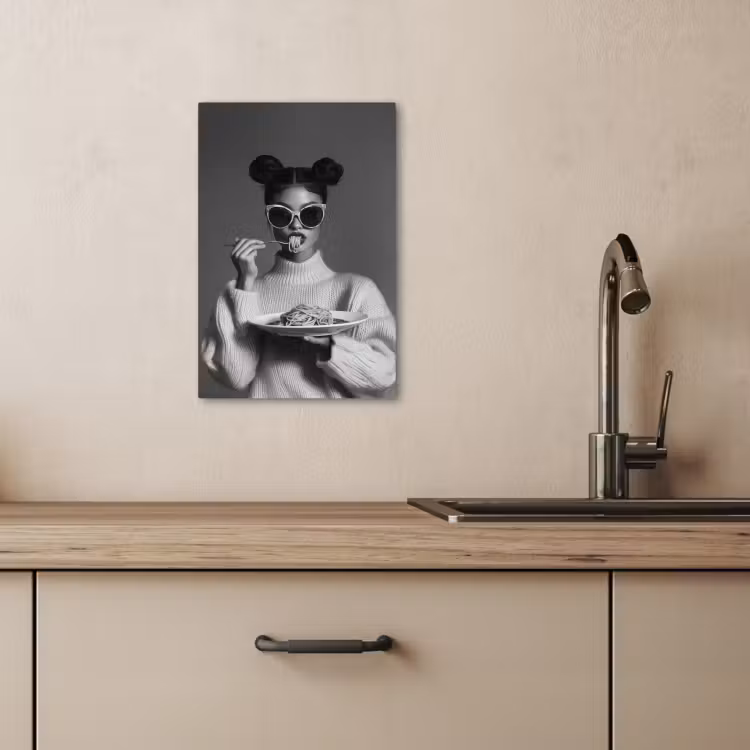 KitchenYeah - Küche - Leinwand - Frau - Nudeln - Sonnenbrille — 4