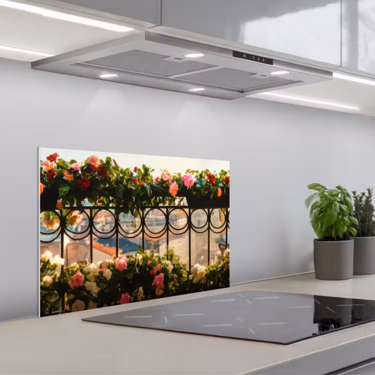 Spritzschutz Küche - Blumen - Zaun - Stadtbild - Sommer — 1