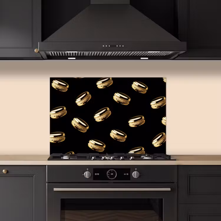 Spritzschutz Küche - Makronen - Muster - Gold - Schwarz — 5
