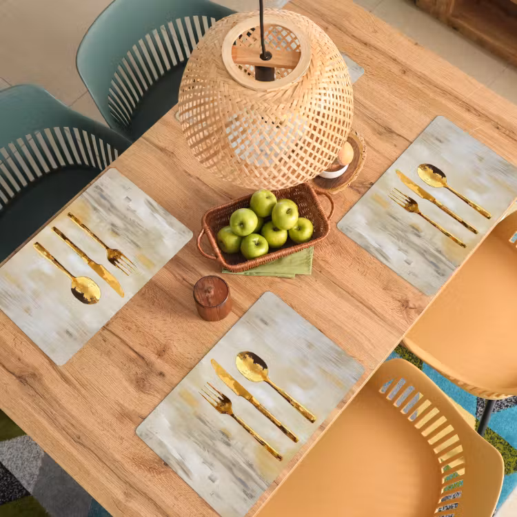 Tischset - Farbe - Gold - Besteck — 3